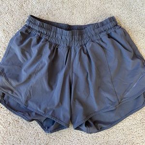 COPY - Lululemon short 🏃🏼‍♀️ size 4